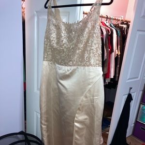 JJ’s House Bridesmaids Dress Ivory Size 18W